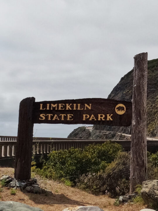 limekiln state park sign with road behind